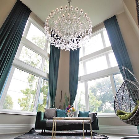Modernized Five Bedroom Villa Richmond Hill Exterior foto